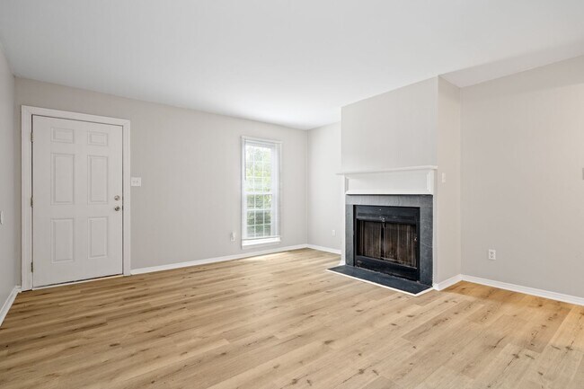 Foto del edificio - 6108 Spice Ridge Ln
