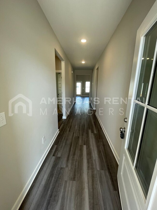 Foto del edificio - Home for Rent in Cullman, AL!! View with 4...