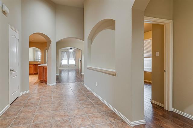 Foto del edificio - 4513 Grassy Glen Dr