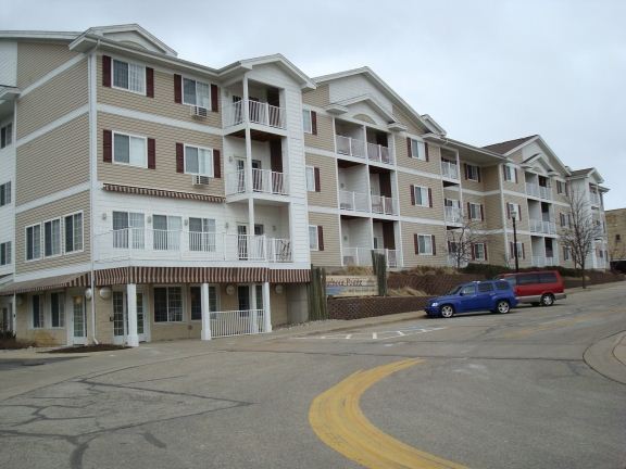 Building Photo - 1 br, 1 bath Apartment - Harbour Pointe