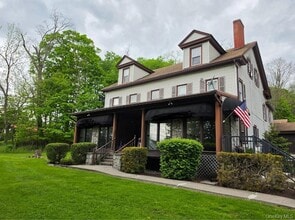 Building Photo - 559 NY-32