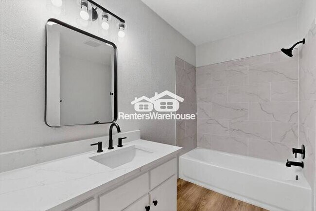 Foto del edificio - READY FOR MOVE-IN, 3-BEDROOM, 2-BATH HOME ...