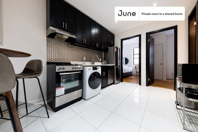 Foto del edificio - Room in Shared 4 bed/3 bath home