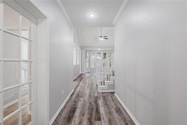 Building Photo - 13556 Anarosa Loop