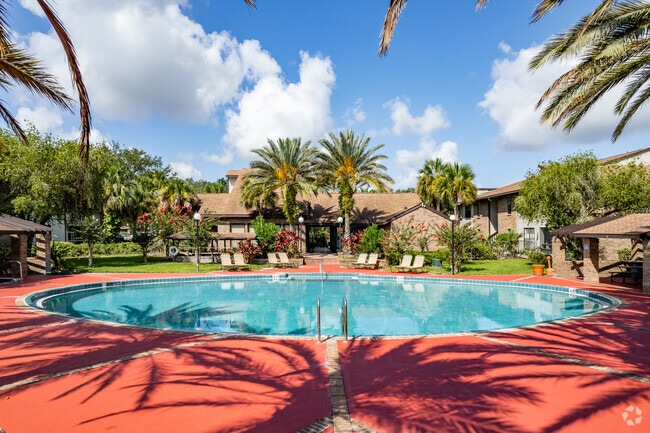 ¡Espectacular piscina - Cason at Millenia