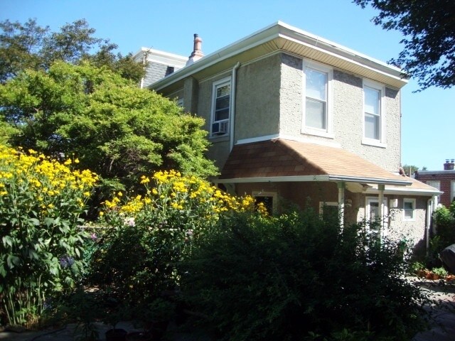 Building Photo - 525 Monastery Ave