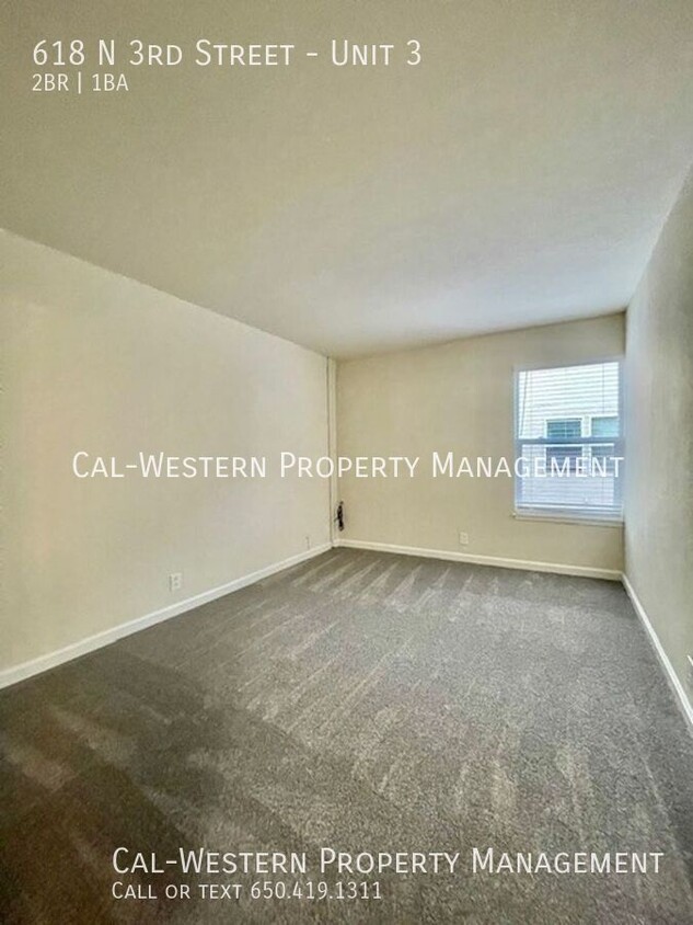 Building Photo - 618 N 3rd St