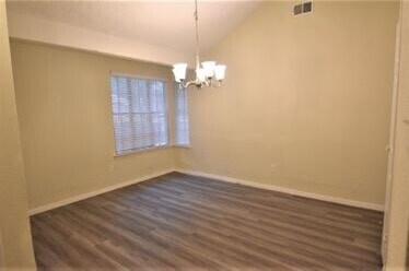Foto del edificio - 14242 Royal Hill Dr