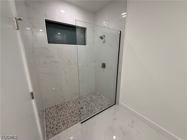 Foto del edificio - 3201 57th St W