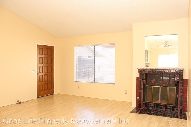 Building Photo - 2 br, 2 bath House - 4081 Ohio St Unit 8