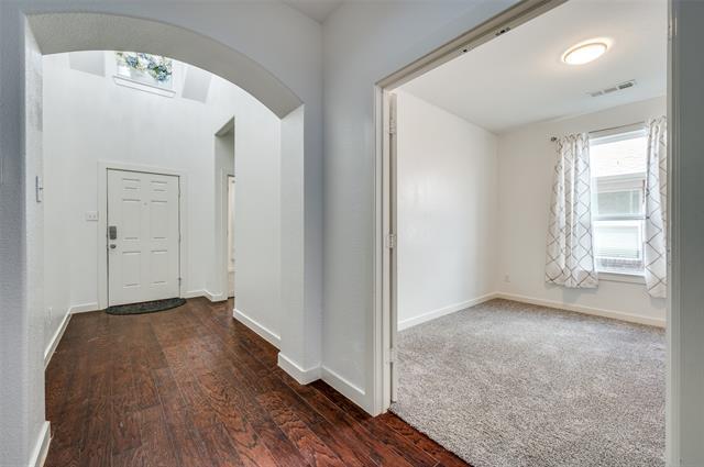 Building Photo - 1133 Foxtail Dr