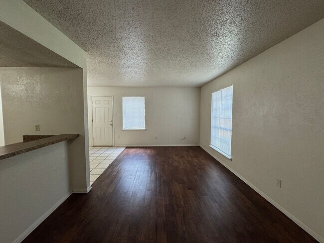 Foto del edificio - 4501 Westcliff Rd