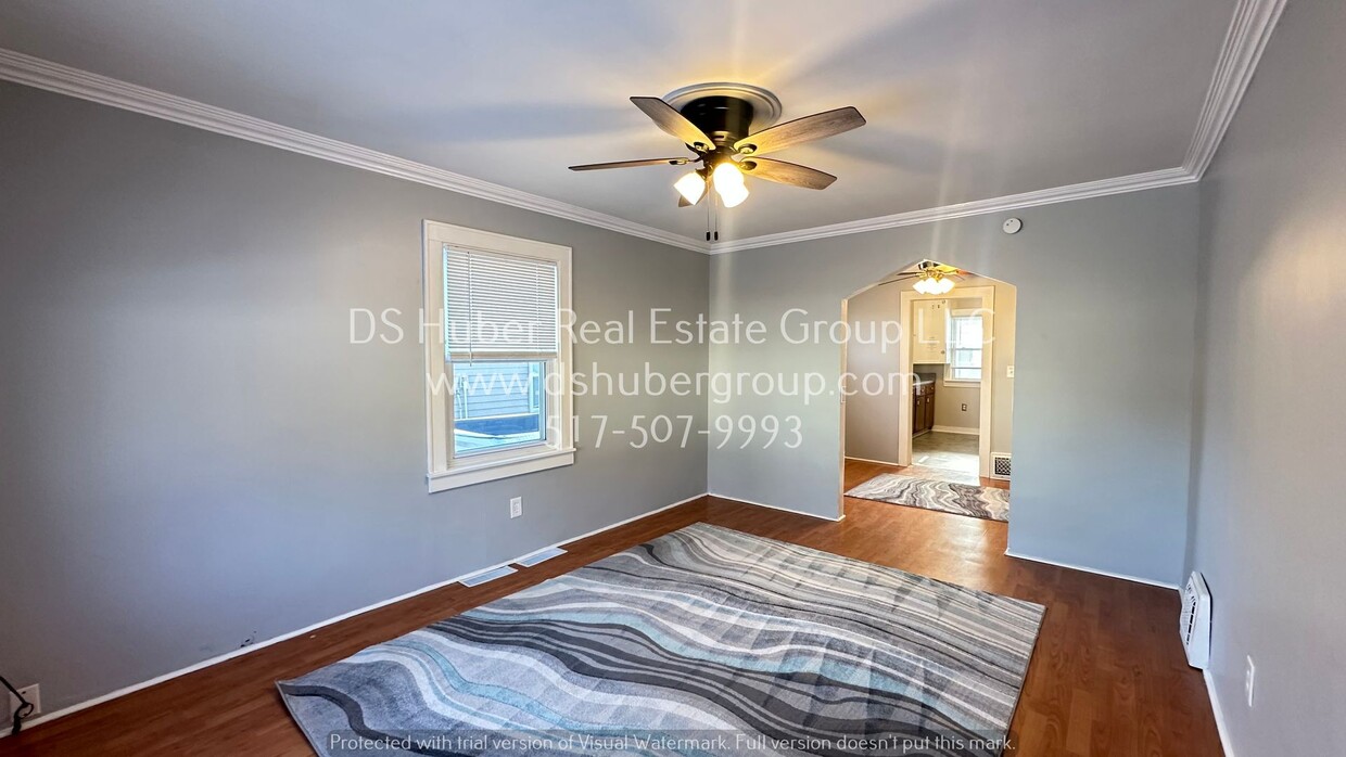 Foto principal - 2 bedroom home in North Lansing available ...