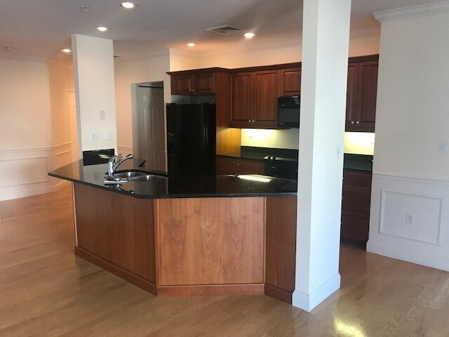 Foto del edificio - 20 Northwood Dr