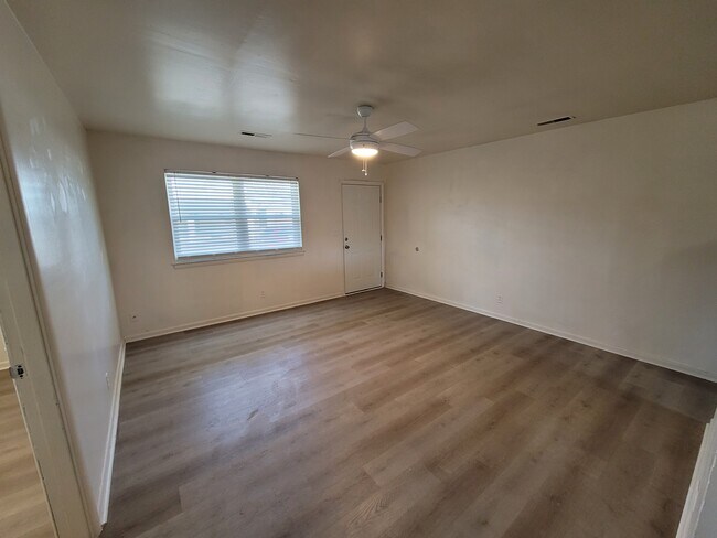 Foto del edificio - 612 N Kelly St