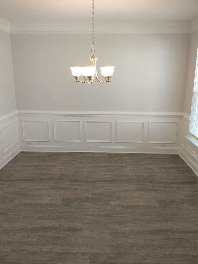 Foto del edificio - Beautiful Home in Gardner!  4 bedroom 3 fu...