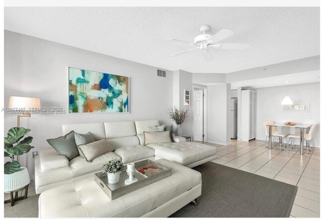 Building Photo - 800 Claughton Island Dr