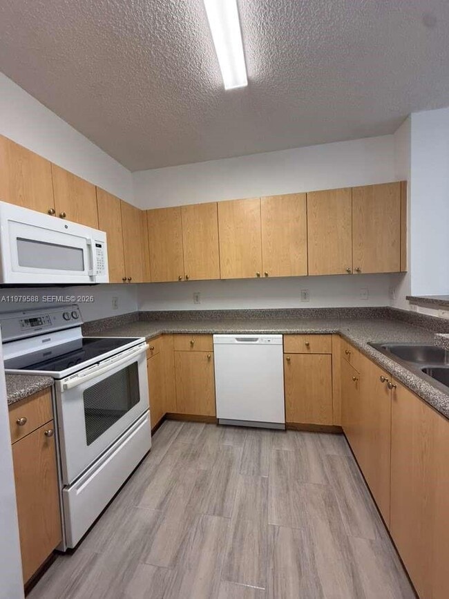 Foto del edificio - 2440 E Preserve Way