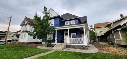 Building Photo - 807 E Mission Ave