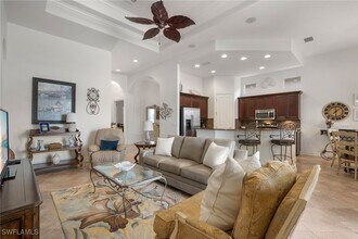 Building Photo - 6476 Caldecott Dr Building Photo - 6476 Caldecott Dr