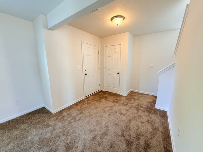 Building Photo - 2375 Bristol Dr