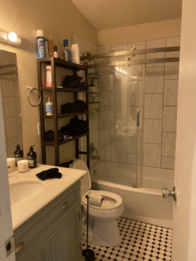 Foto del edificio - Cute townhome in Tech Center! Available 8/1/26