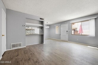 Building Photo - 8061 E Glenrosa Ave
