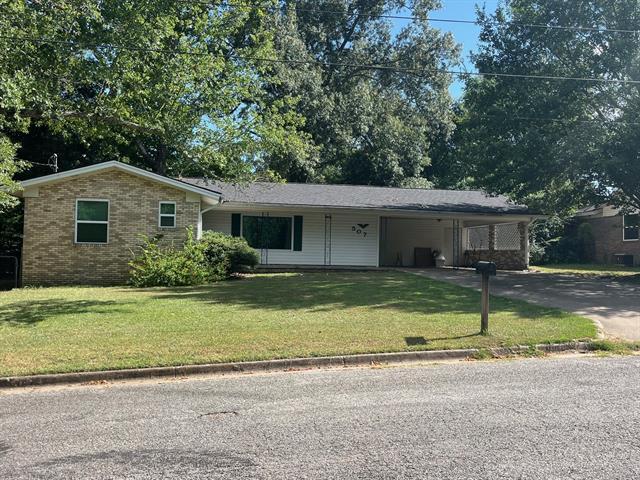 Foto principal - 507 Colonial Dr
