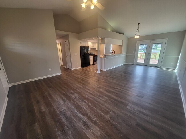 Foto del edificio - 110 Kenwood Dr