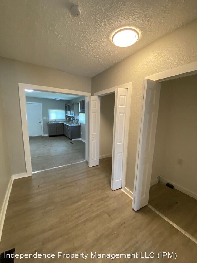 Building Photo - 3 br, 2 bath House - 223 Fillmore St.