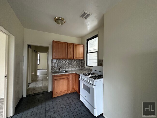 Foto del edificio - 95 AVENUE