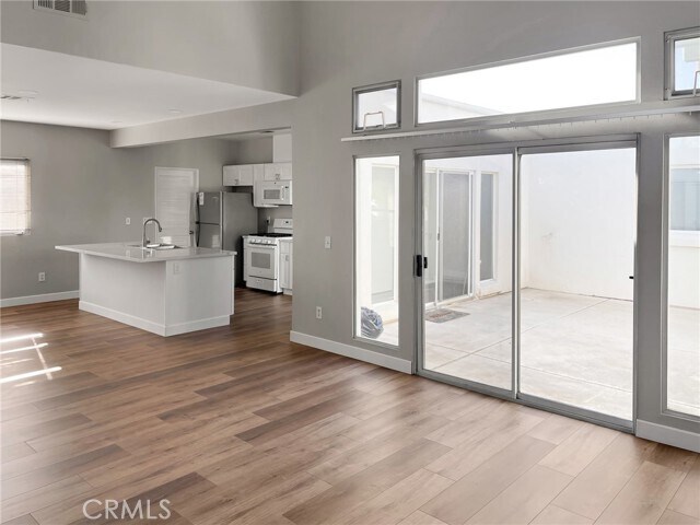 Foto del edificio - 7731 Evans St