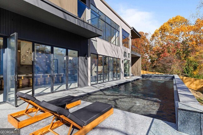 Foto del edificio - 3600 Lower Roswell Rd