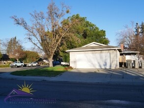 Building Photo - 804 Placer Dr