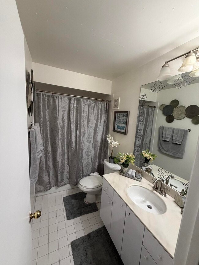 Building Photo - 10343 Greenhouse Rd