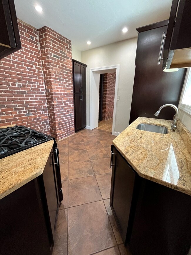 Photo - 185 Lodi Way House