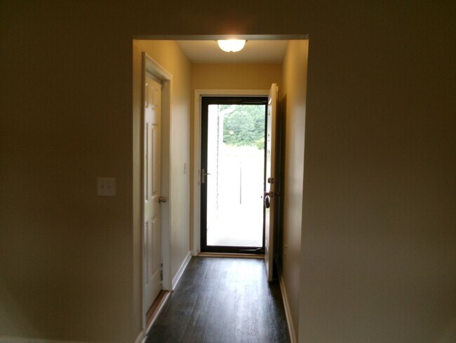 Foto del edificio - 3 bedroom, 2 bath home conveniently located in Conway