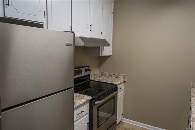 Foto del edificio - 131 Candlebrook Dr