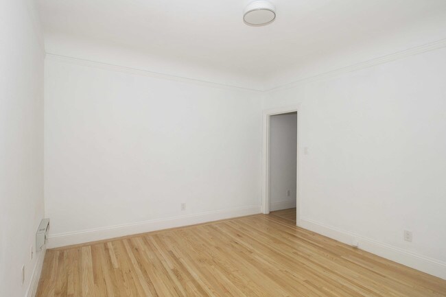 Foto del edificio - 2500 Van Ness Ave