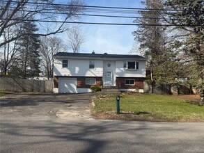 Building Photo - 53 King Rd