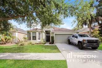 Building Photo - 7126 Forest Mere Dr