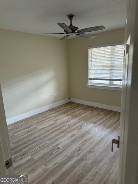 Foto del edificio - 130b Coach Lee Hl Blvd