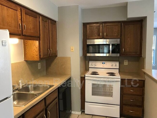 Foto del edificio - 118 Maple St