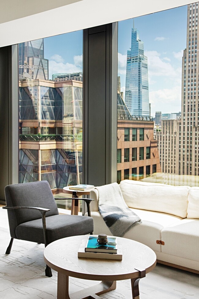 Foto del edificio - 53 W 53rd St