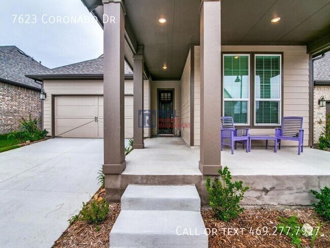 Building Photo - 7623 Coronado Dr