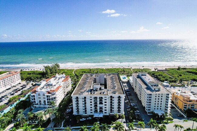 OCEAN FRONT 2/2 FURNISHED CONDO - 145 Ocean