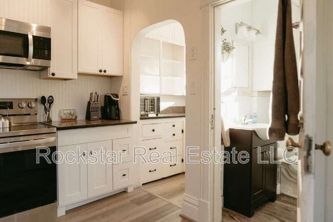 Foto del edificio - 1307 W Cleveland Ave