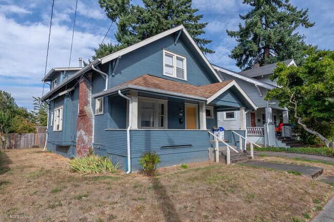 Building Photo - 2313 SE 52nd Ave