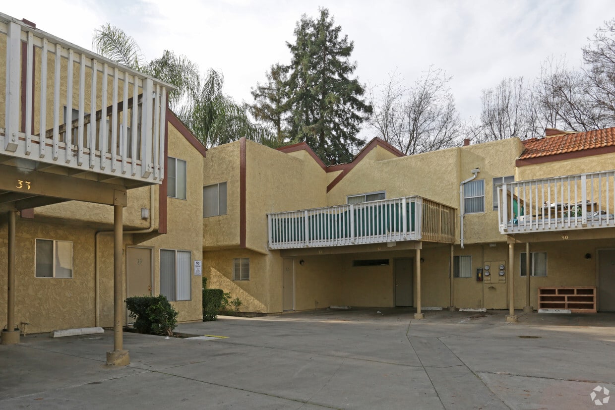 Mission Villa Townhomes - Mission Villa Town Homes