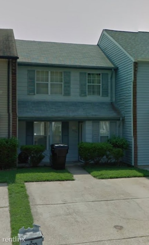 Foto del edificio - 5370 Grand Lake Cres
